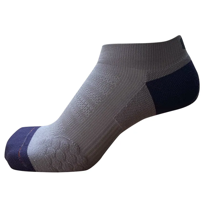 Japan Oleno Comod(y) Tie Short Socks - Image 3